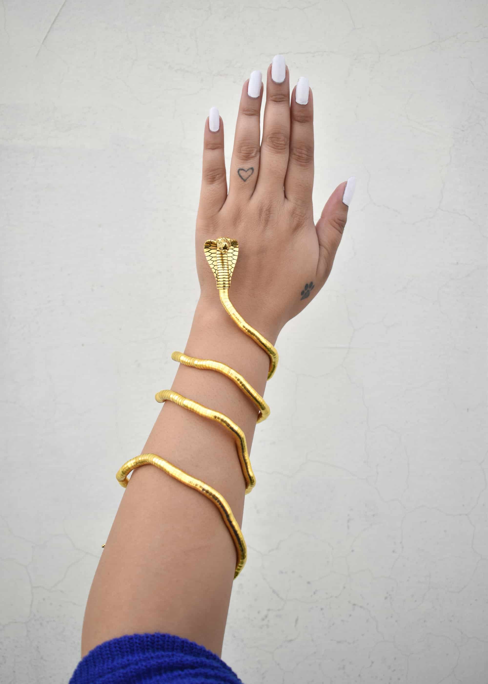 Convertible Jewellery as a Bracelet