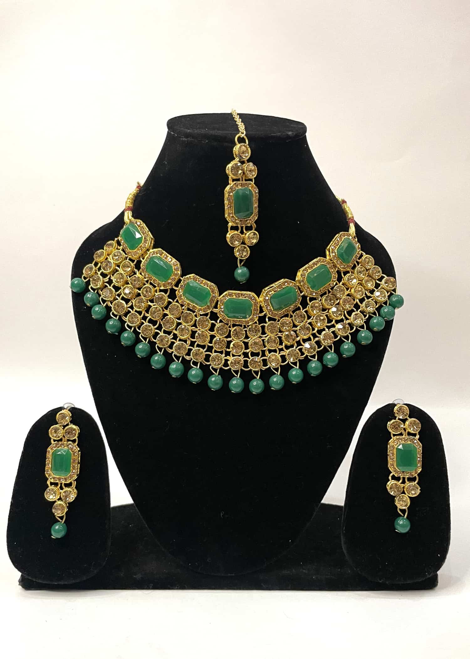 Kundan Choker Set - Soumiez