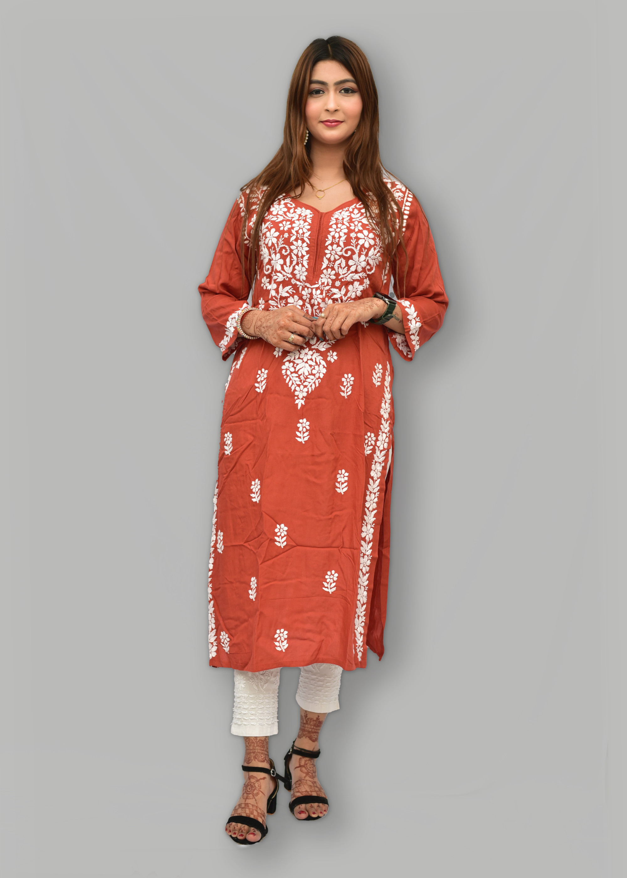 Modal Chikankari Kurta Soumiez