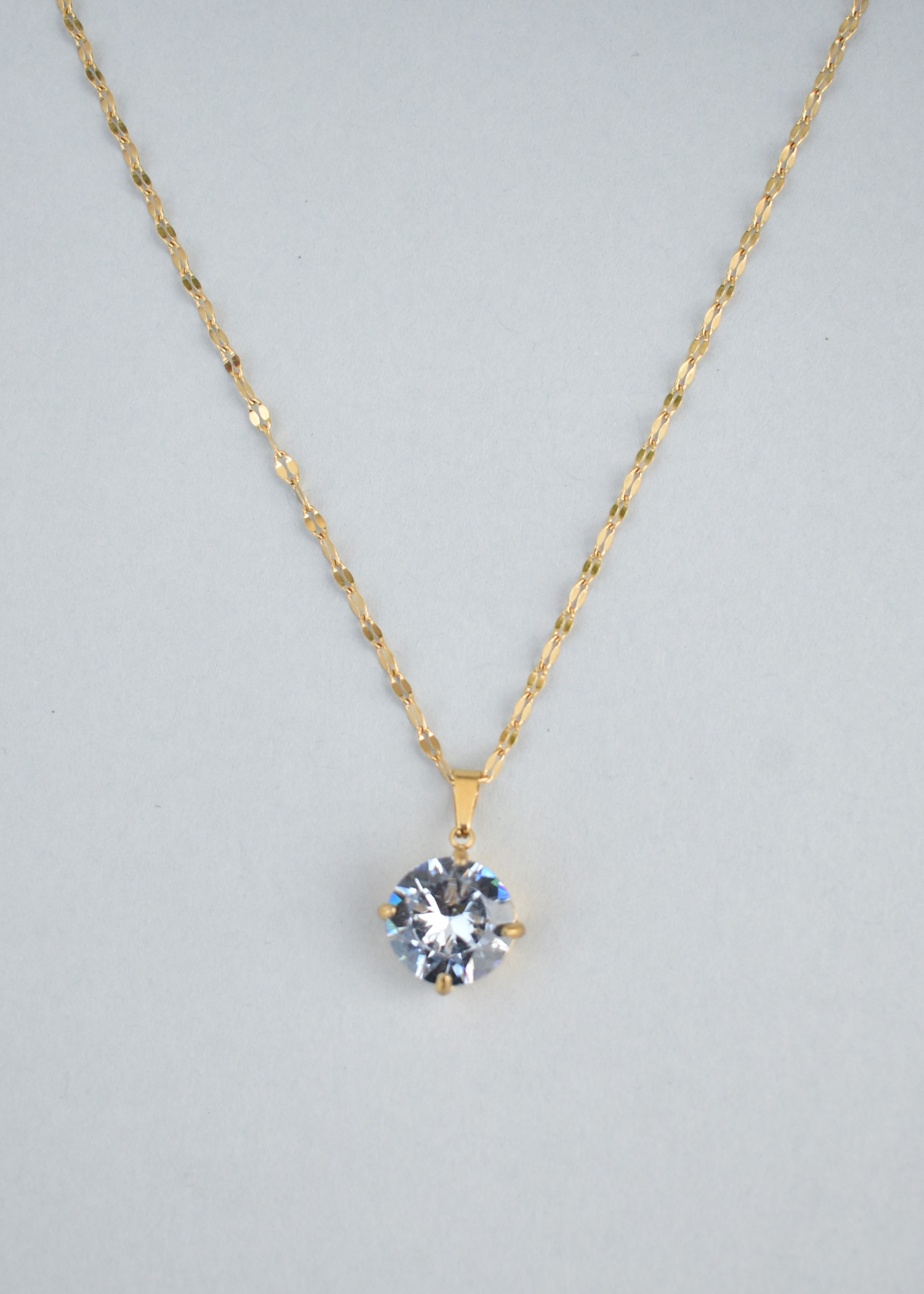 Circular Diamond Gemstone Necklace Soumiez circular-diamond-gemstone-necklace-soumiez